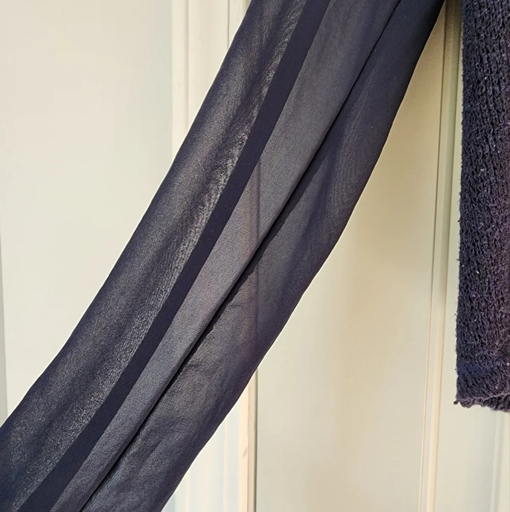 Sparkle and Fade Drop Shoulder Sheer Sleeve Navy Blouse M/L - Picture 6 of 8